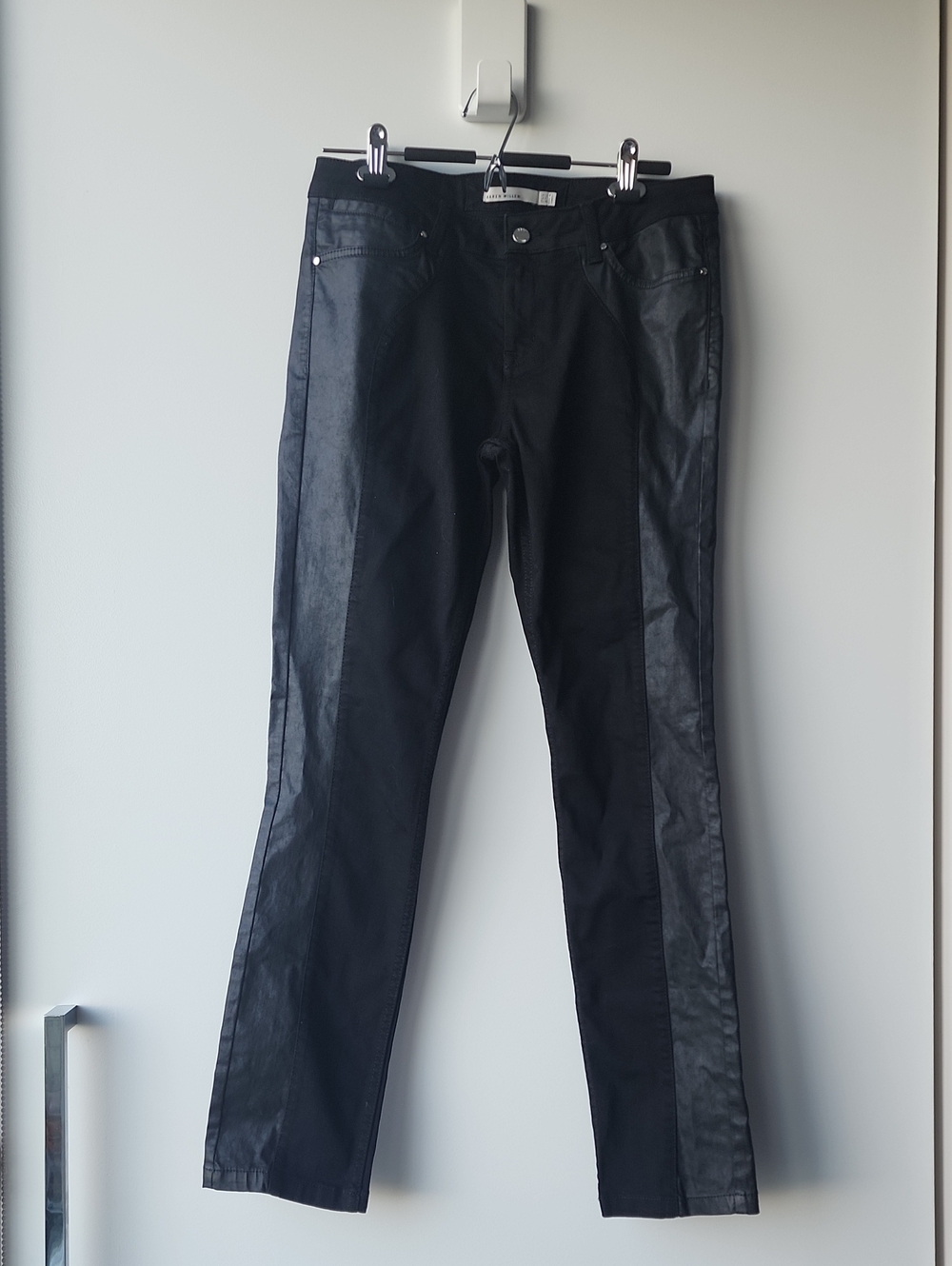 Karen Millen Coated Cotton Paneled Straight Leg Pants